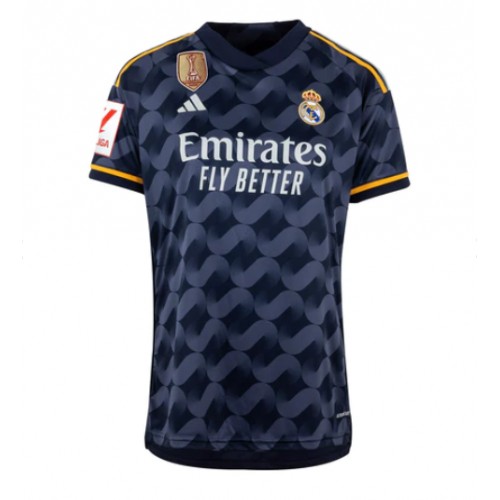 Maillot de foot Real Madrid Toni Kroos #8 Extérieur Femmes 2023-24 Manches Courte